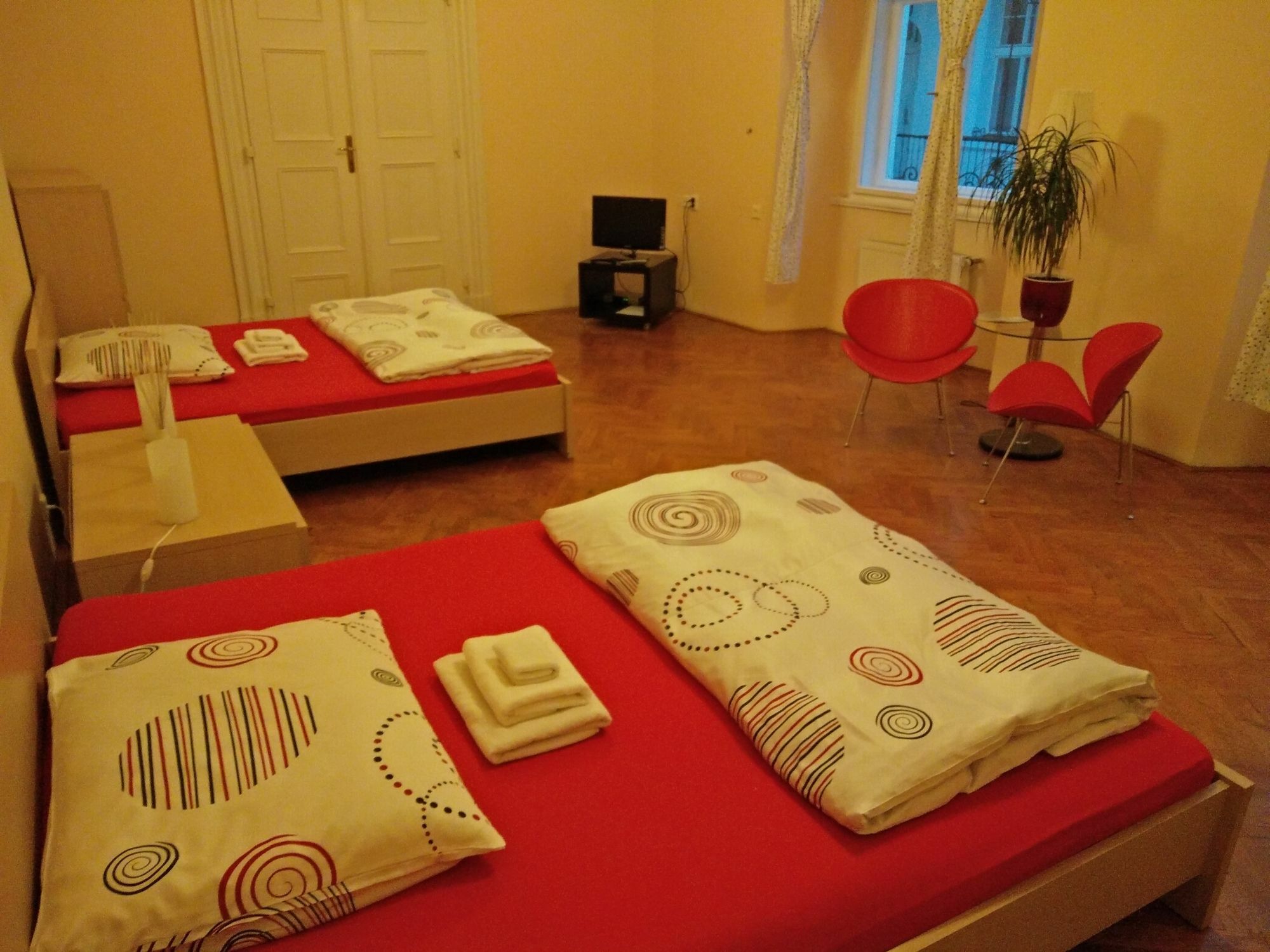 Apartments Tynska 7 ปราก ภายนอก รูปภาพ